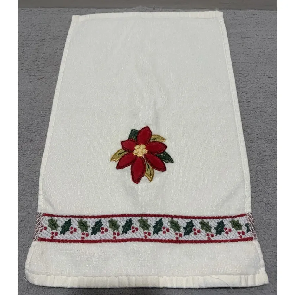 Ritz Towel Lot (3) Hand Bath Embroidered Christmas Poinsettia Holly Holiday